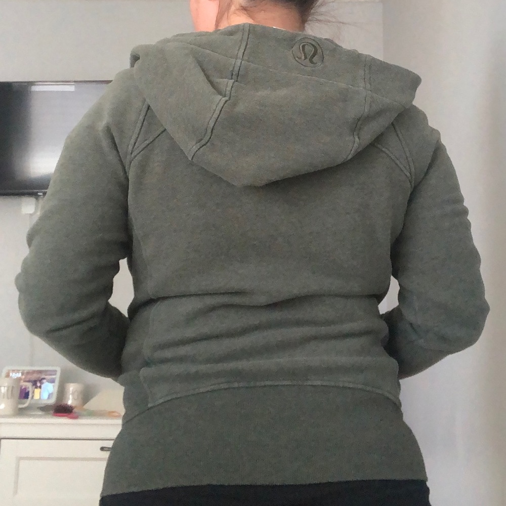 Lululemon olive green zipper jacket